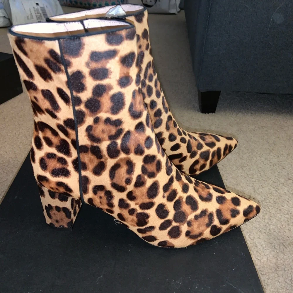 NWT J Crew Pointed Toe Leopard Sadie Boot Size 7